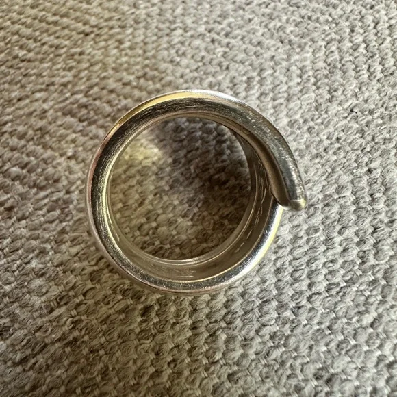 Silverware Floral Ring - Picture 13 of 15